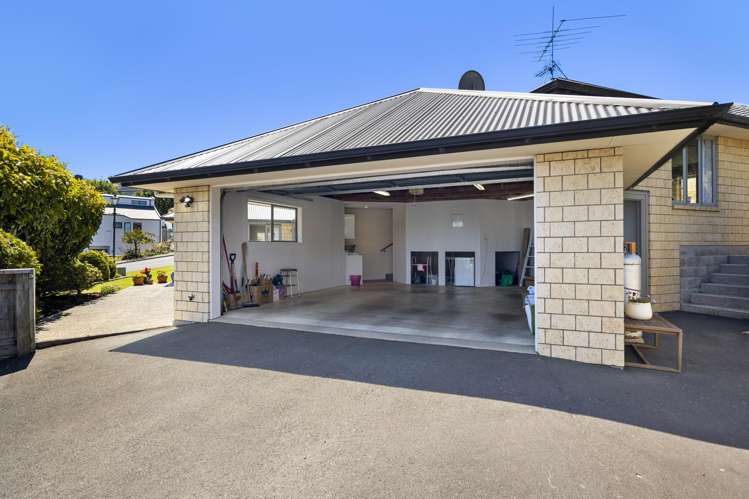 3 Gowan Close Shiel Hill_34