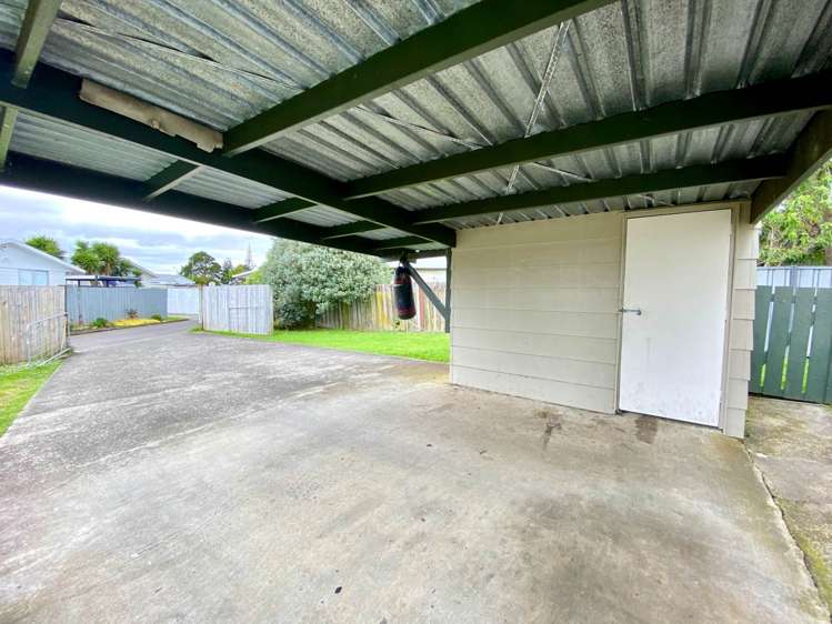 1/14 Kennington Drive Clendon Park_12