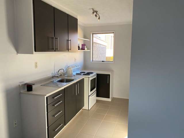 2/76 Ruskin Street Addington_3