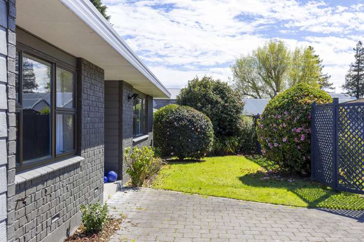 2/7 Kathleen Place Rainbow Point_30