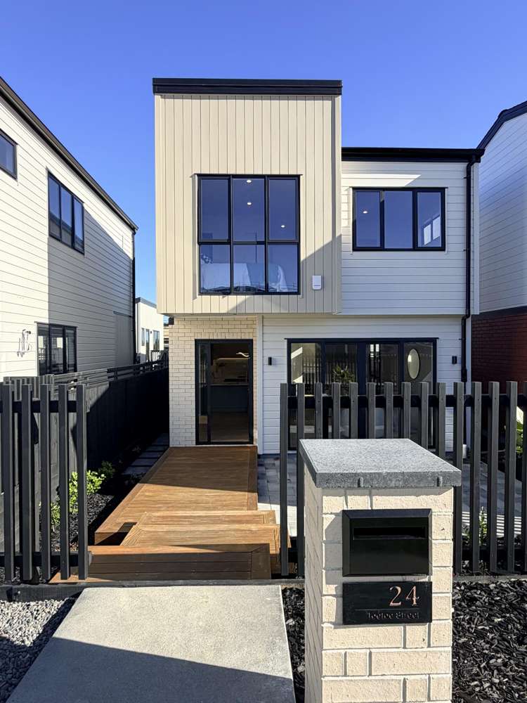 24 Toetoe Street Westgate_21