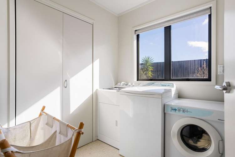 16 Braddock Grove Pauanui_17