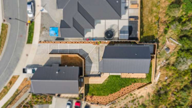 38 Hokioi Drive Porirua_26