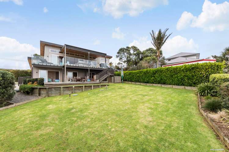 93 Oaia Road Muriwai_25