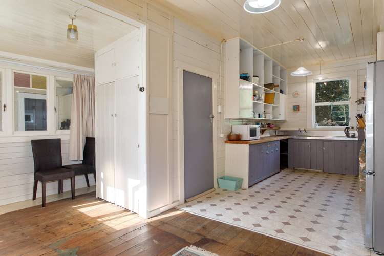 1335 Manawahe Road Manawahe_11