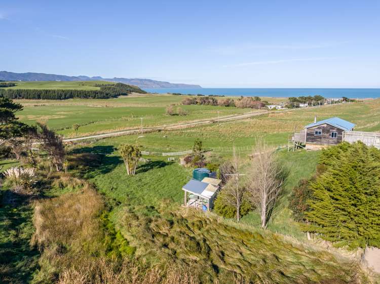 32 Whangaimoana Beach Road Lake Ferry_17