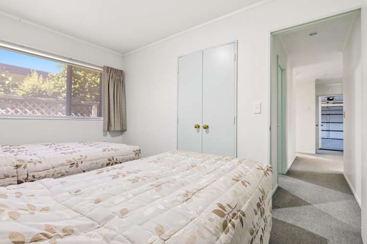 2/12 Heathcote Street Central_12