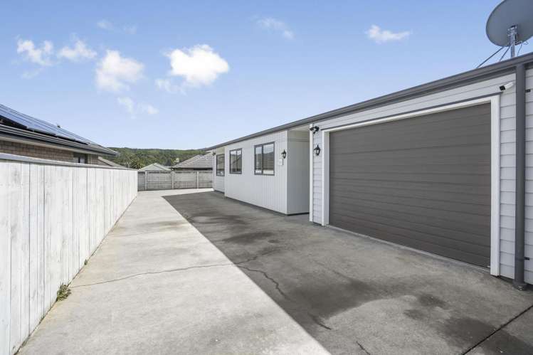 31 Fraser Colman Grove Wainuiomata_16