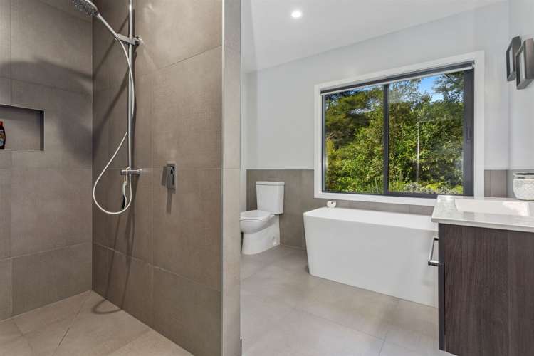 4 Kereru Lane Matata_10