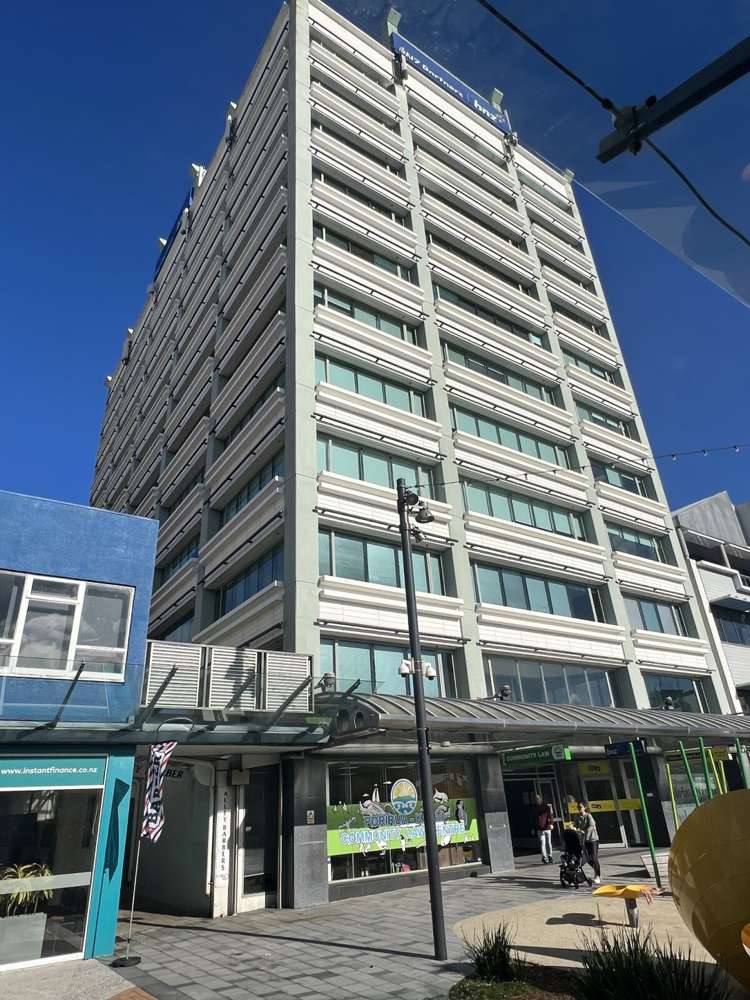 (Part Level 7) 14 Hartham Place_0