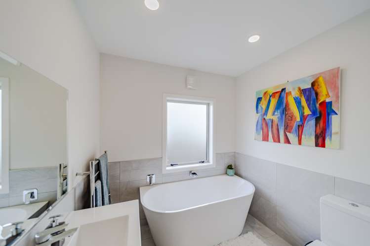 168 Charles Street Westshore_10