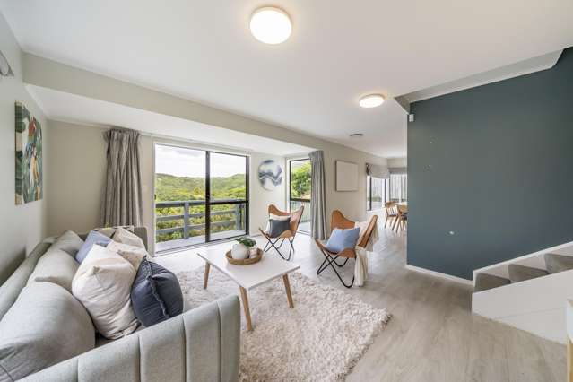 66 Woodhouse Avenue Karori_1