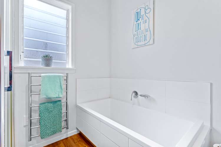 1/519 Beach Road Murrays Bay_13