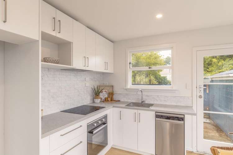 a/33 Sewell Street Linwood_6