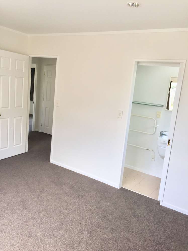 12 Plumstead Rise Glen Eden_8