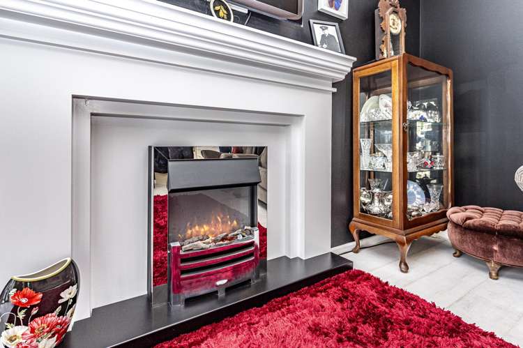 8 Lithgow Drive Otamatea_13