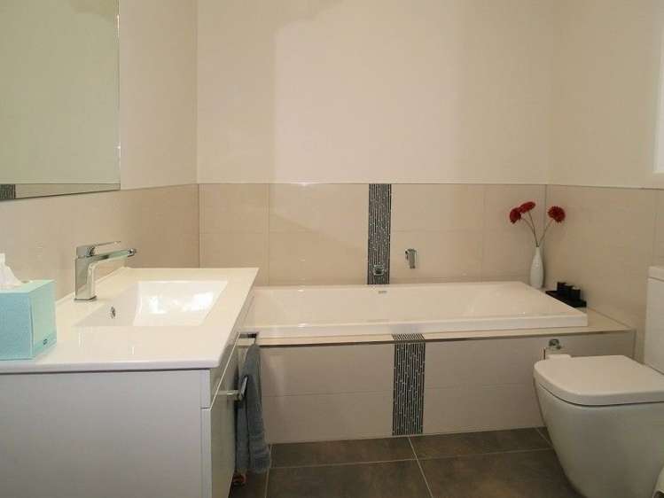 18 Kahurangi Heights Aotea_23