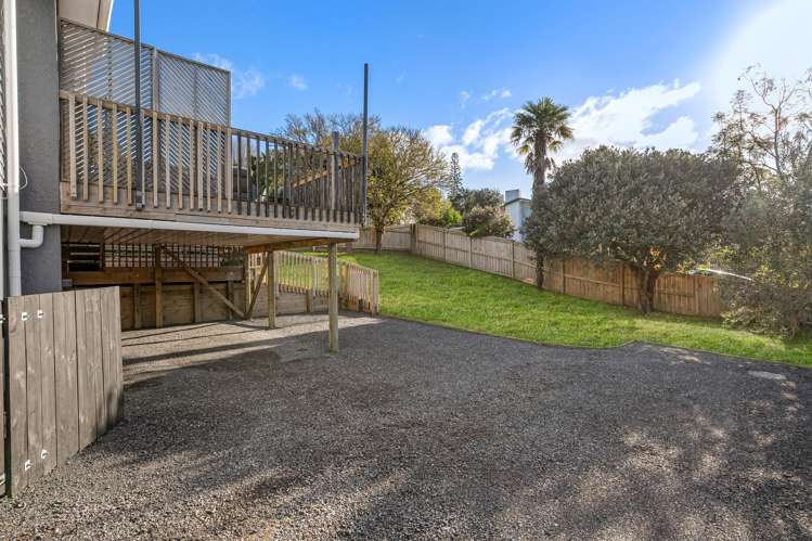 8 Beswick Place Birkdale_23