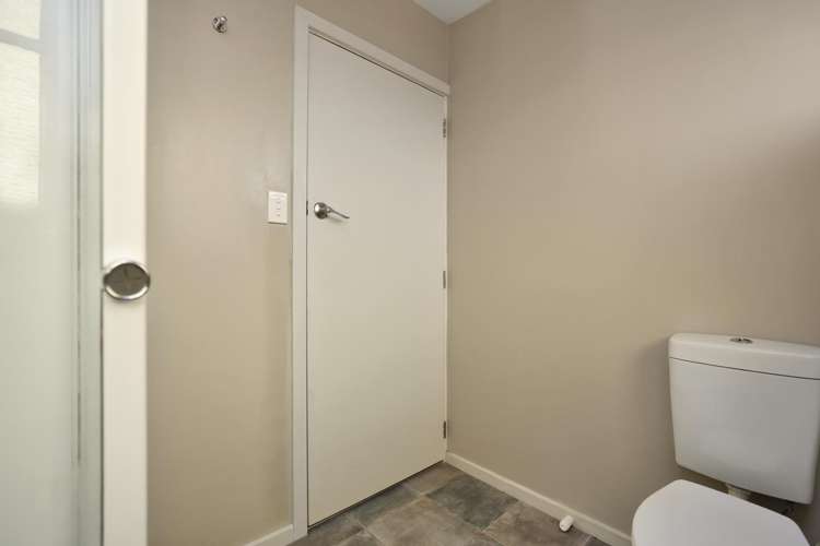 111 Creek Road Allenton_20