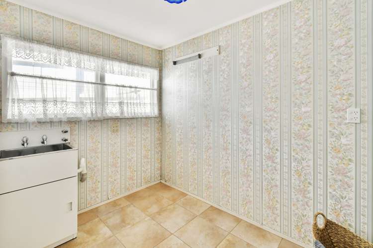 2 Rochas Place Clover Park_21