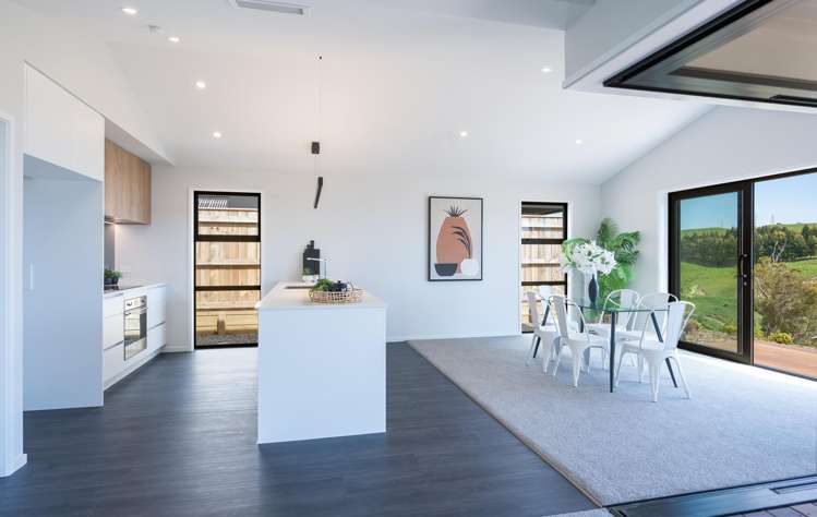 7 Hill Tops Way Stoke_9