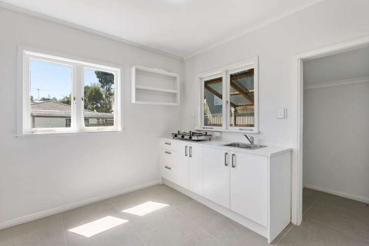 17a Kereru Street Henderson_11