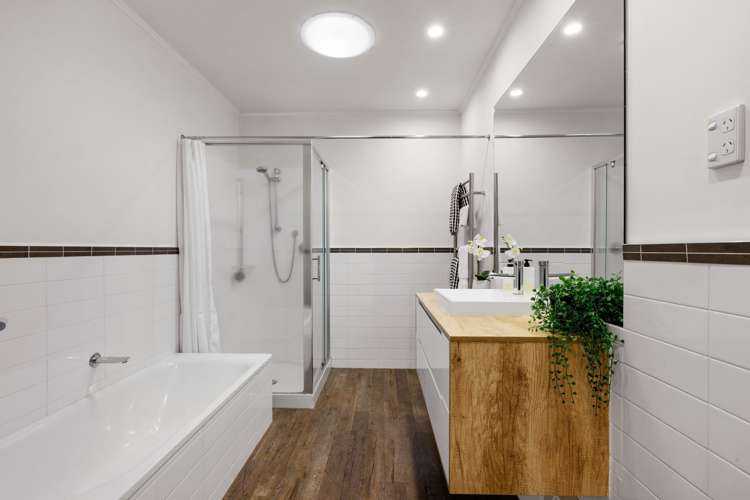 7 Chartwell Crescent Chartwell_12