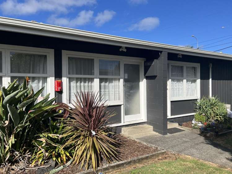 2/160 Kamo Road 11601_2
