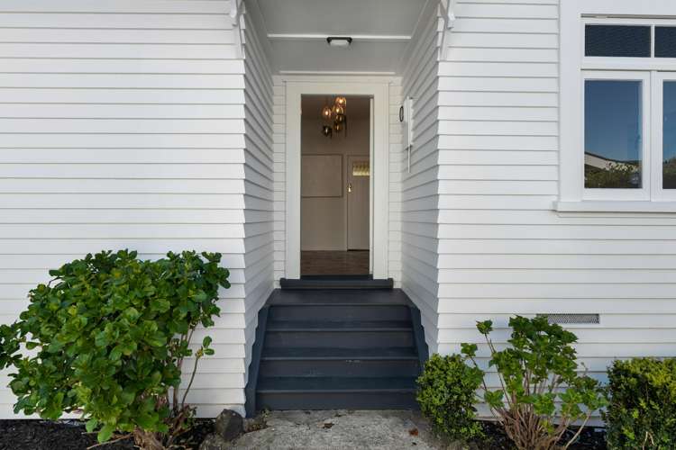 15 Chatham Avenue Mount Albert_6