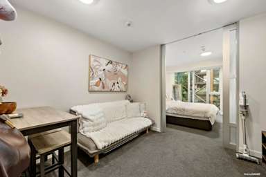 614/135 Hobson Street_1