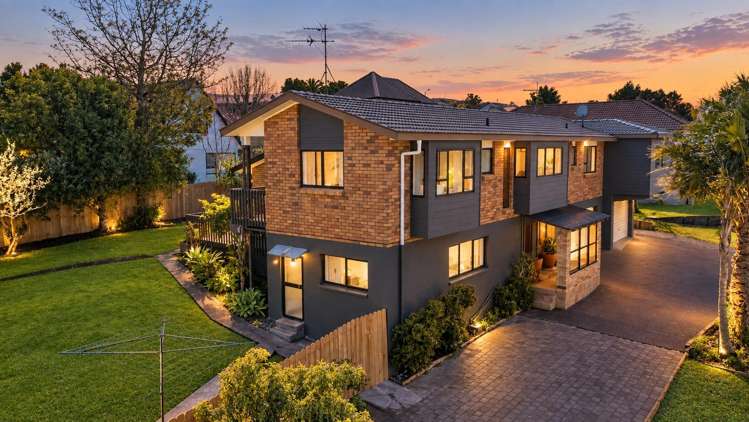 9 Cambric Place Botany Downs_29