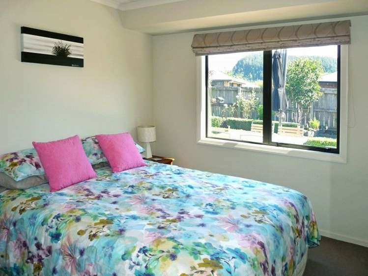 57 Lord Auckland Road Wakefield_12