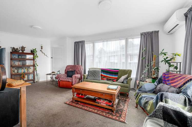 8 Robert Grigg Place_4