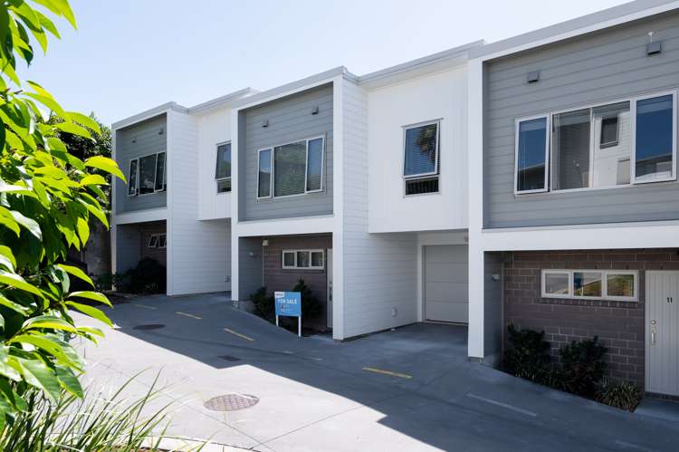 10/19 Ruakiwi Road Hamilton Lake_15