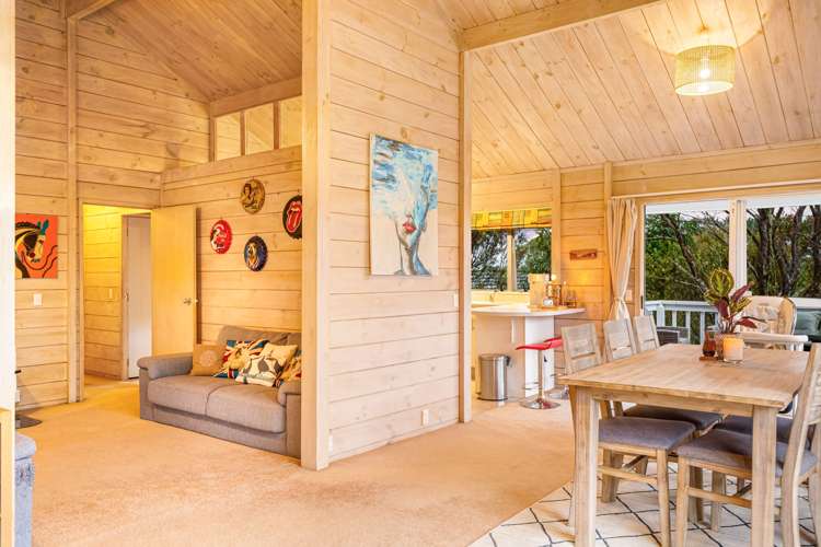 12 Princess Maria Place Massey_6