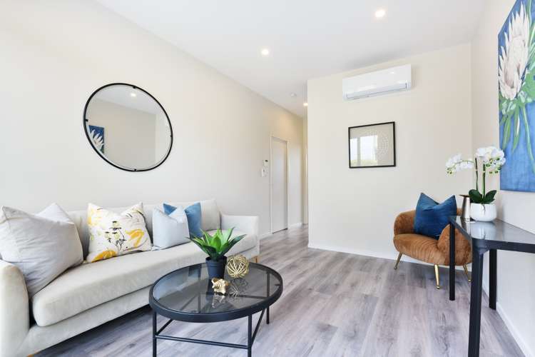 12/60 Kelman Road Kelston_10