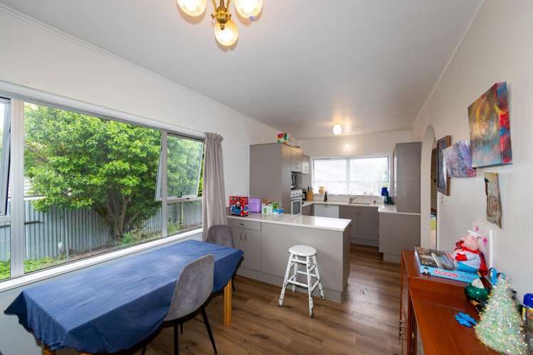 38 Wycliffe Street Onekawa_10