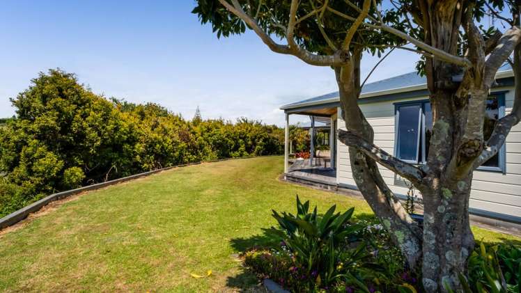 125 Wairau Road Oakura_13