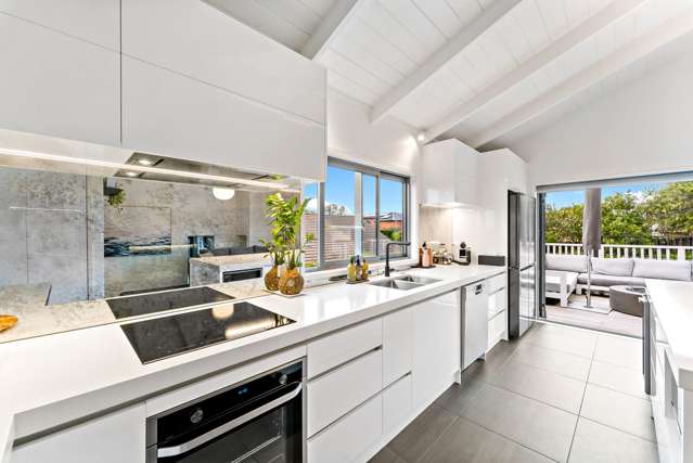 16 Coldham Crescent Saint Johns_4