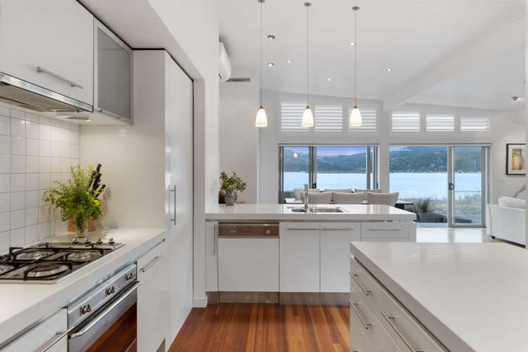 261 Omaha Drive Omaha_7