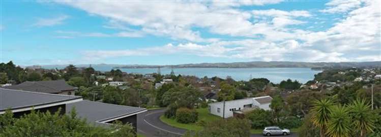 6 Montgomery Crescent Cockle Bay_16