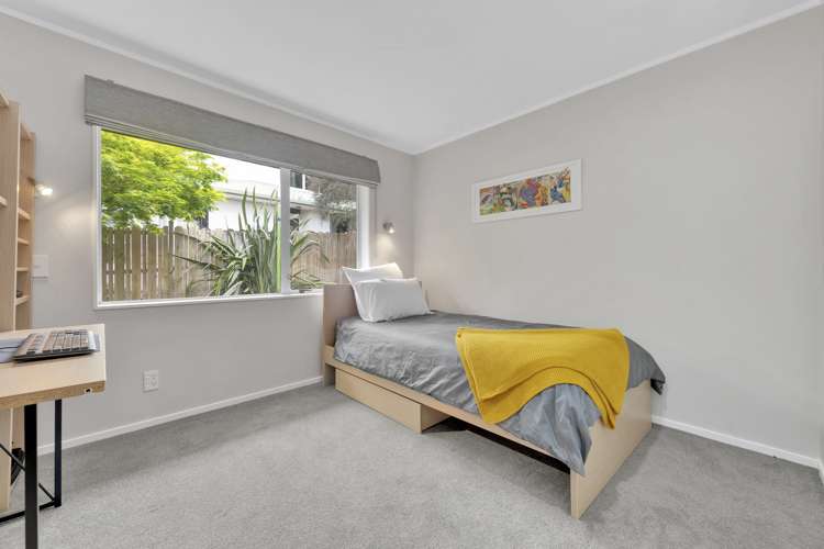 11 Ayrshire Place Somerville_18