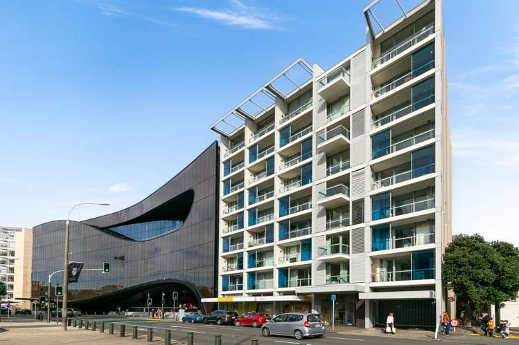 2E/42 Cable Street_0