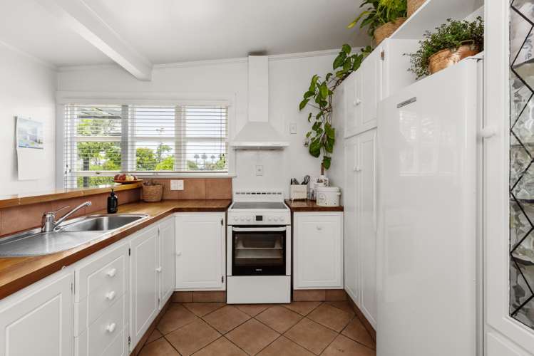 22 Nelson Crescent Napier South_6