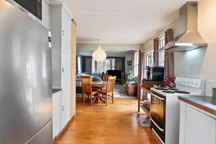 9 Mavis Place Beach Haven_28