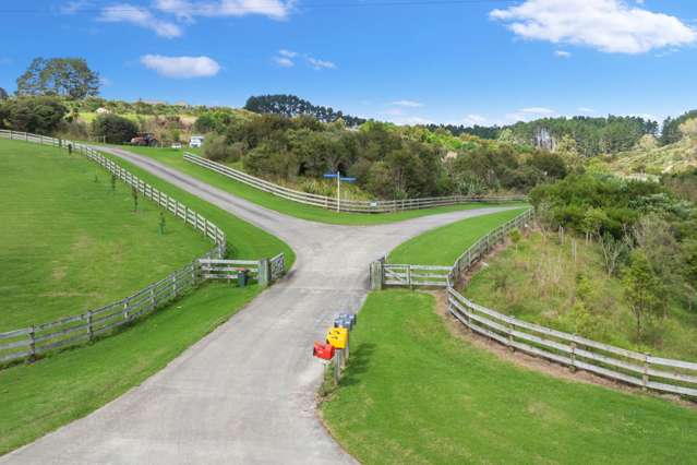 48 Riordan Lane Whitford_2