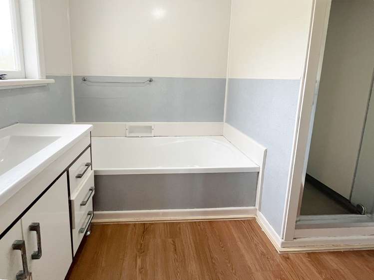 136 Hillsborough Road 1687_6