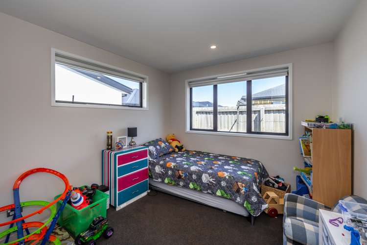 6 Berg Way Belfast_13