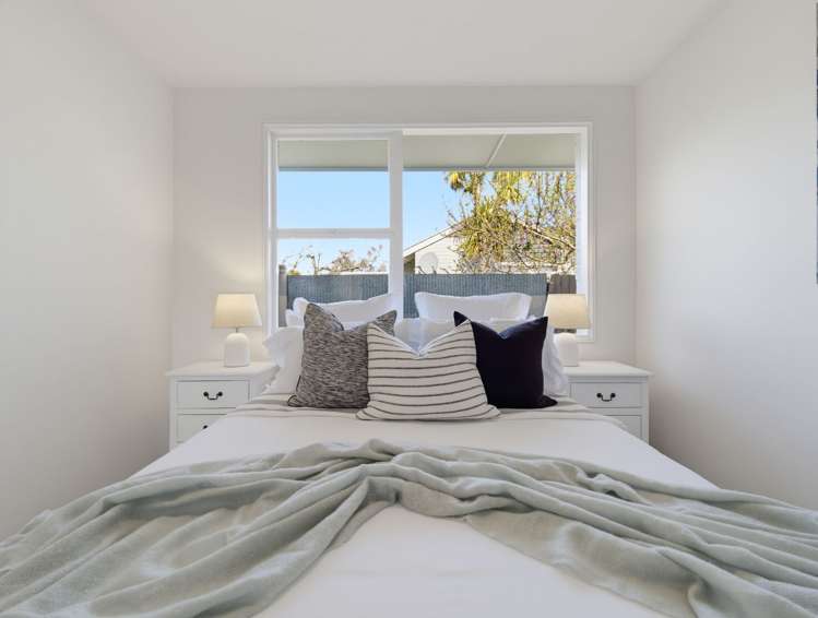 1/17 Lake Terrace Road Burwood_8