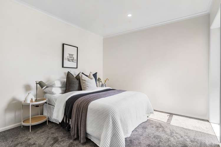 319d Royal Road Massey_8